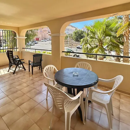 Two Bedroom In Castle Harbour C201 Appartement